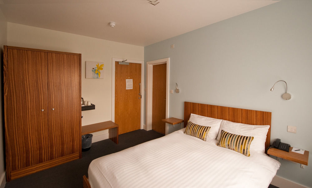 Stanwell Hotel By Mercure Extérieur photo