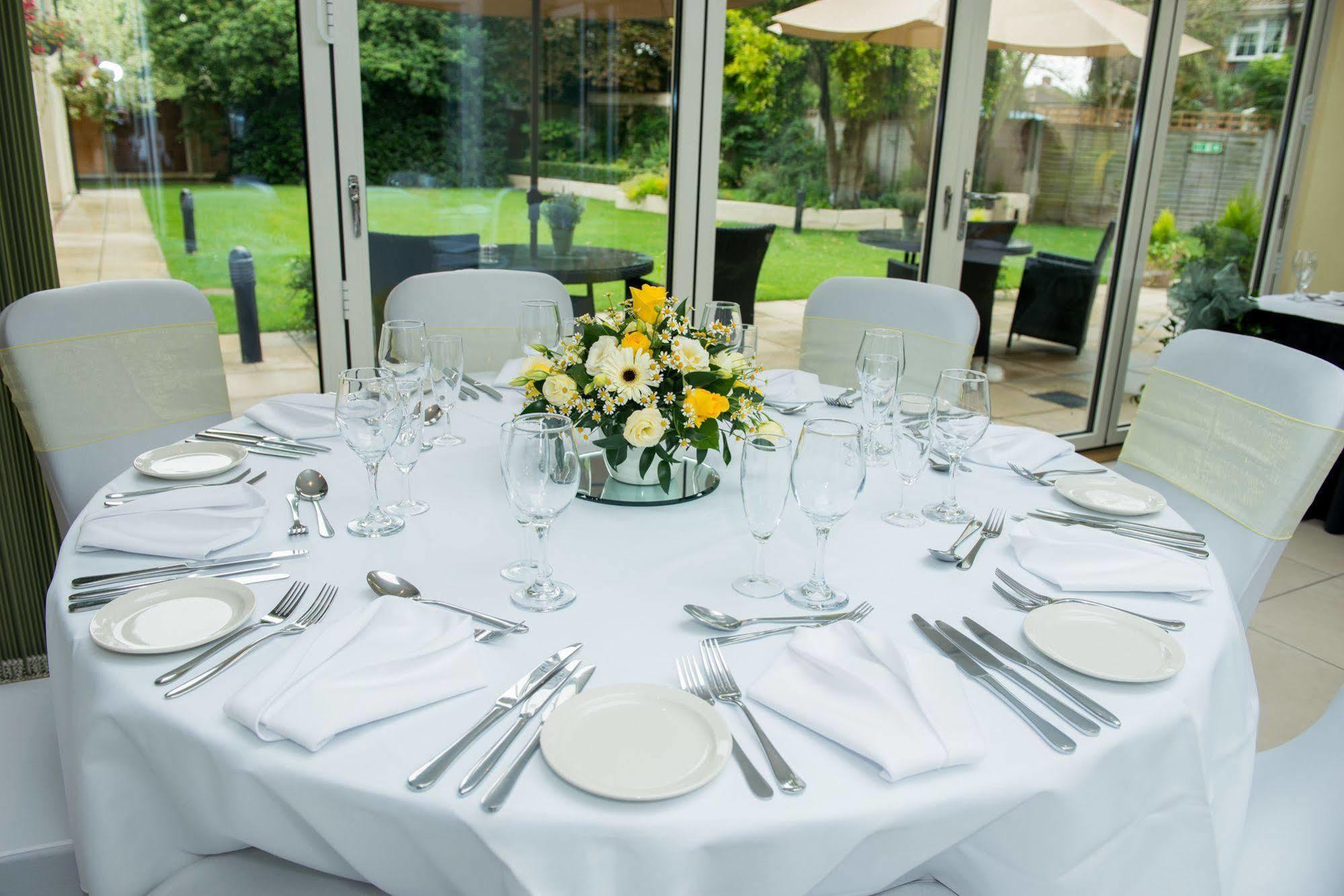Stanwell Hotel By Mercure Extérieur photo