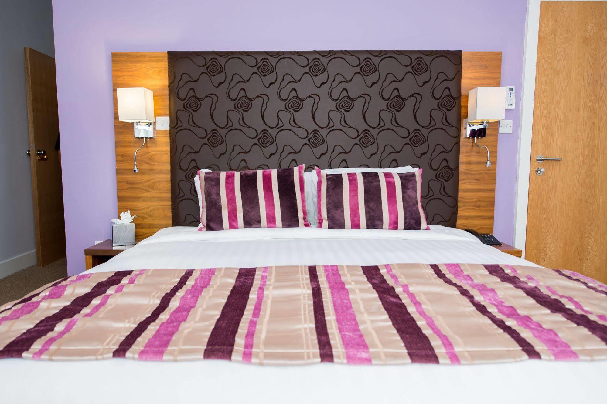 Stanwell Hotel By Mercure Extérieur photo